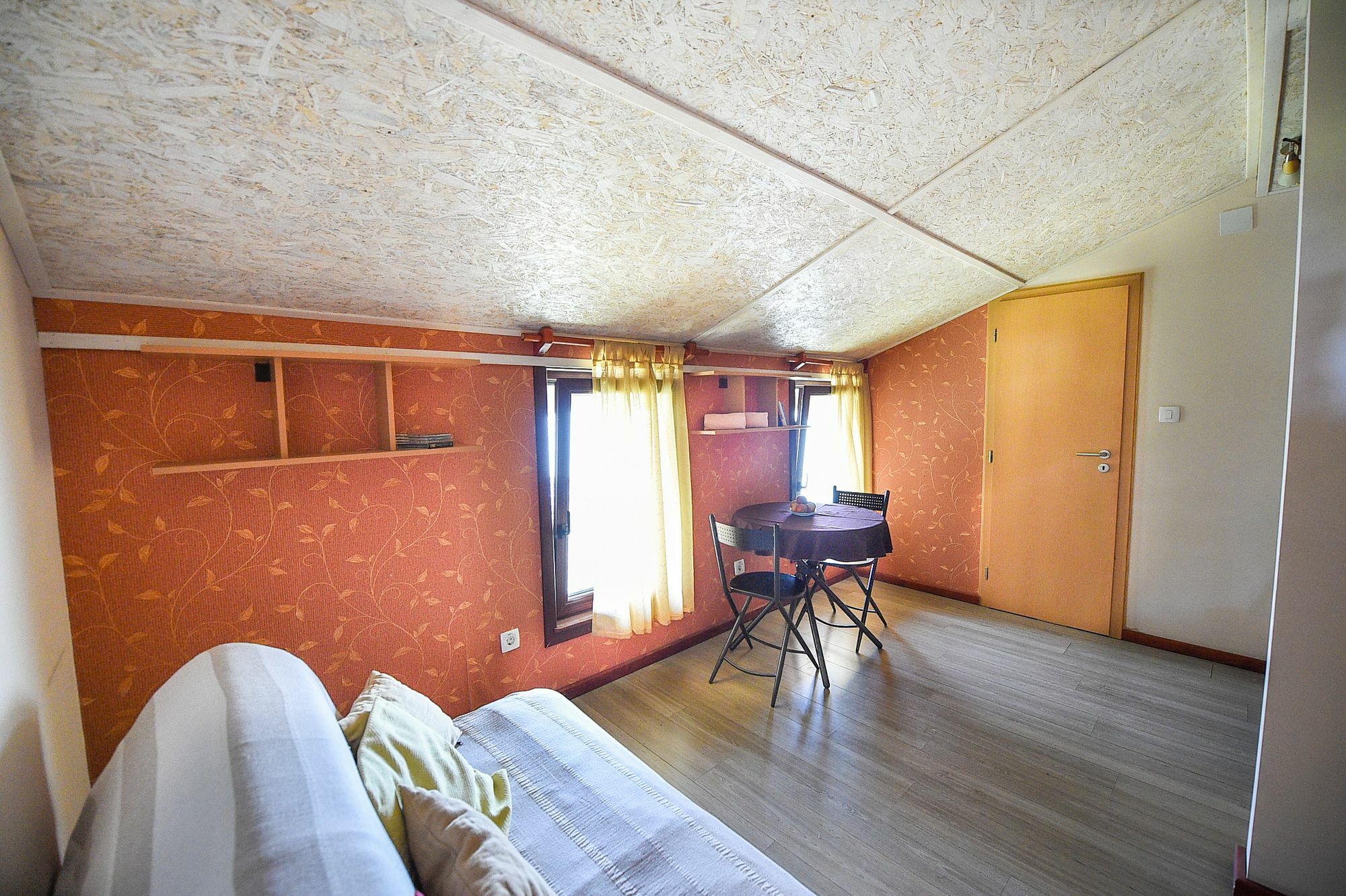 San Art Floating Hostel & Apartments Belgrade Exterior photo